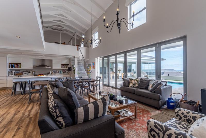 5 Bedroom Property for Sale in Belvedere Western Cape